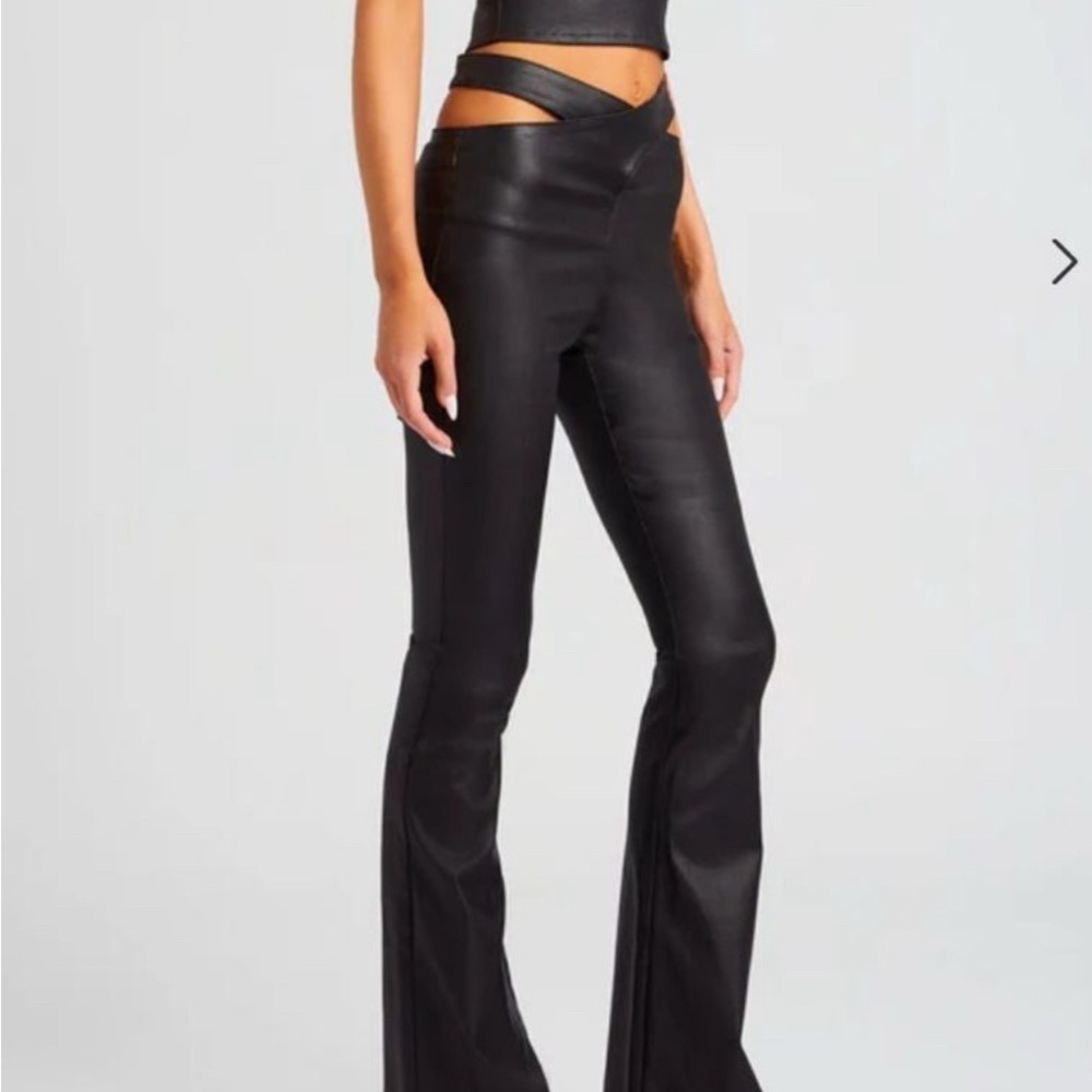SER.O.YA Black Flare Pants High-Waisted Boot Cut
